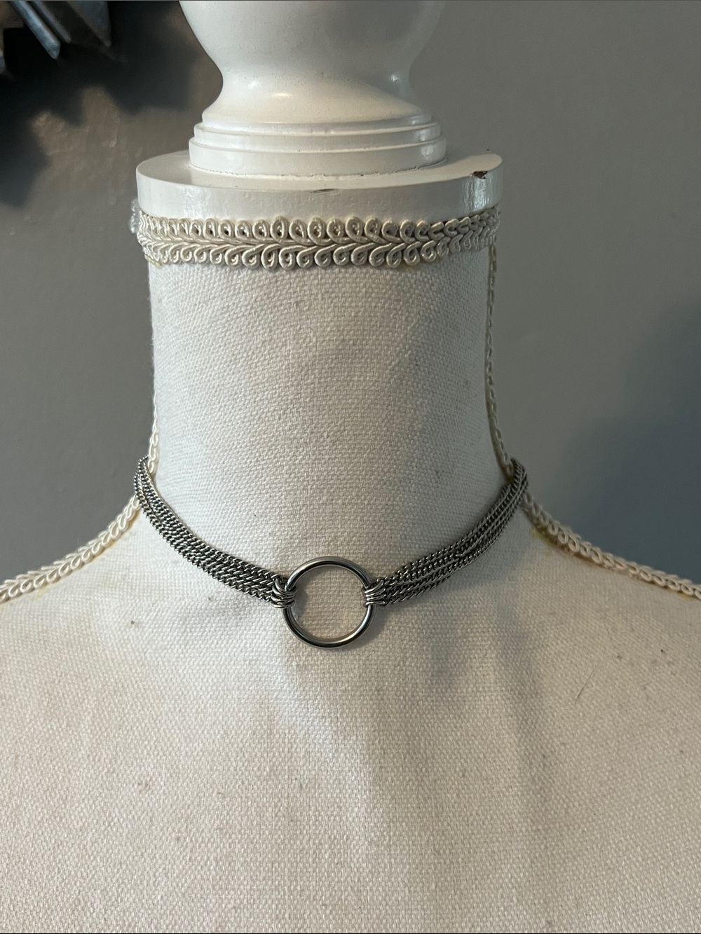 Silver Ring Choker Necklace - Women's Fashion Necklace